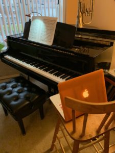 virtual piano lessons high stool view